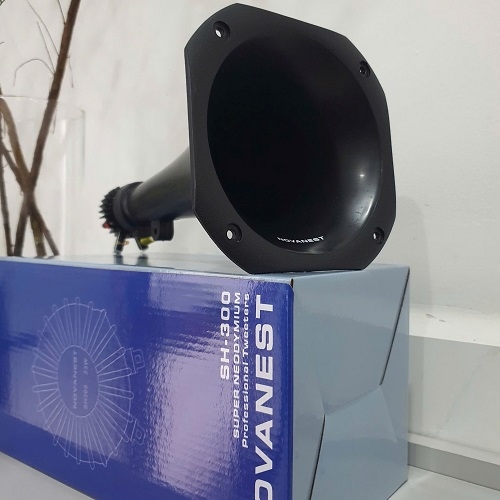 LOA PHÓNG NAM CHÂM CAO CẤP SH-300 CHỐNG NƯỚC, SẴN TỤ CHUYÊN DỤNG HIỆU QUẢ